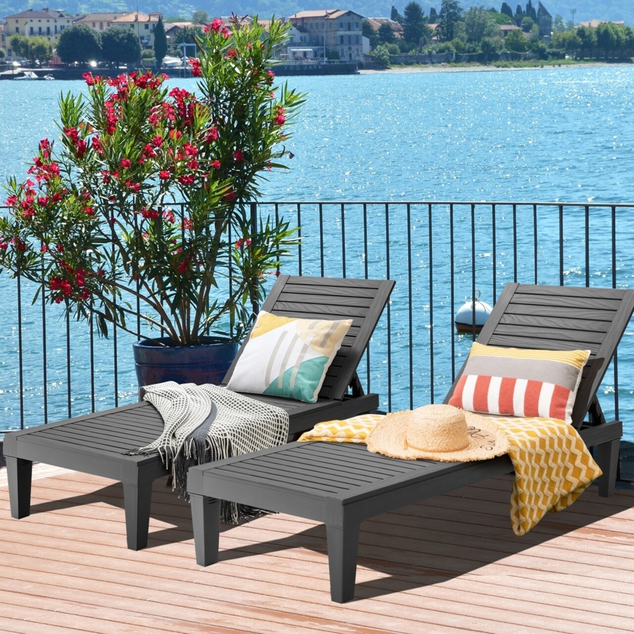 Keter lounge 2025 chair cushions